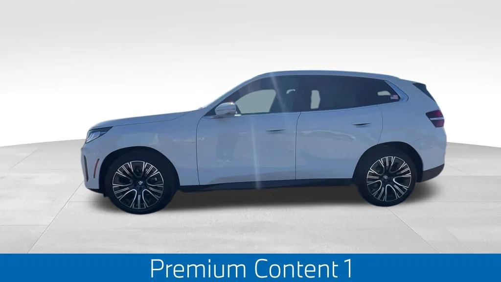 Used 2026 Alpine White BMW 30 xDrive image 10