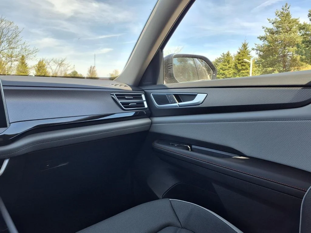 New 2026 Avocado Green Pearl Volkswagen 2.0T Peak Edition image 21