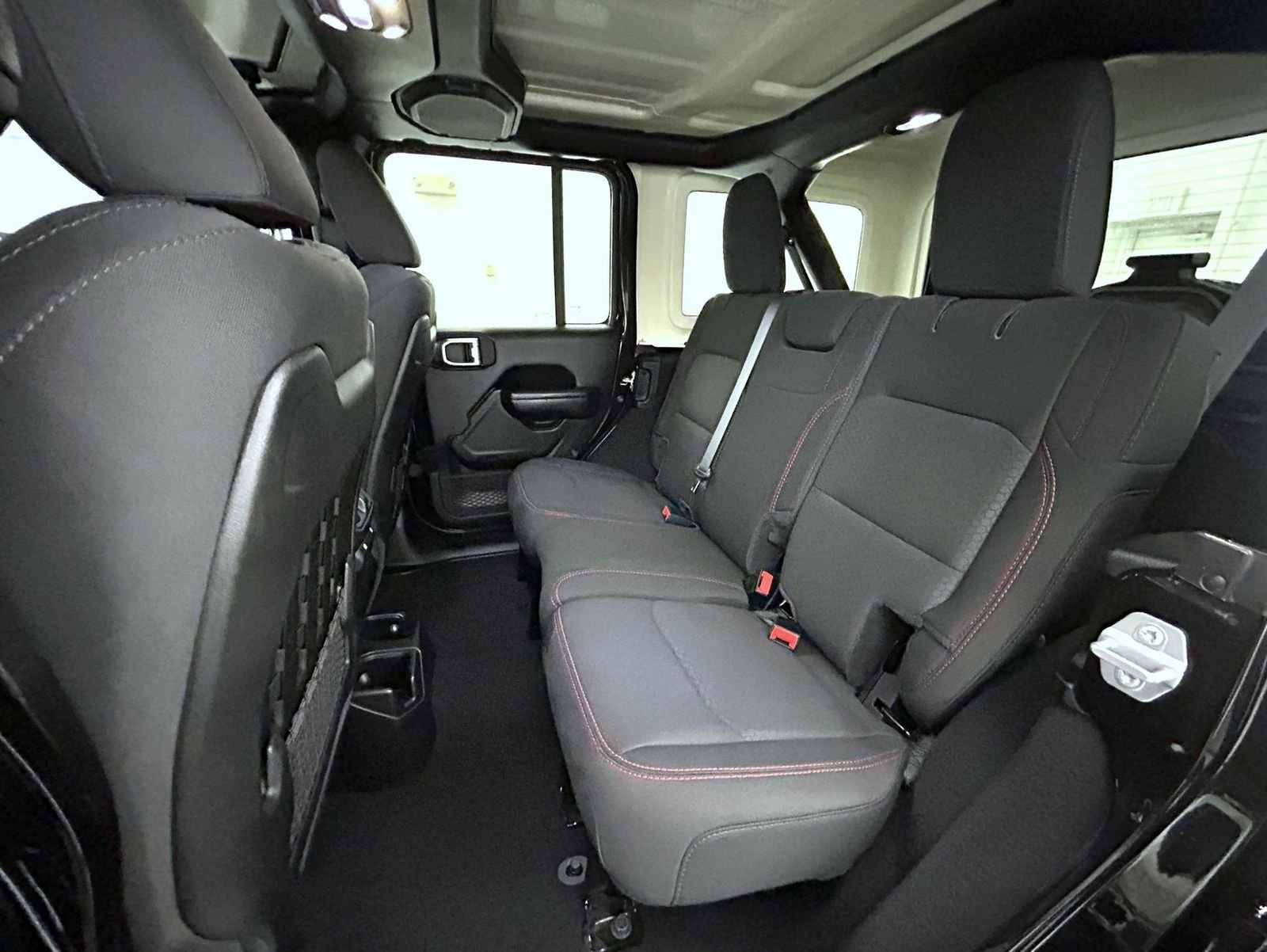 Used 2020 Black Jeep Unlimited Rubicon image 19