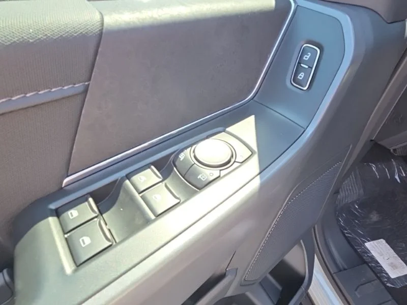New 2026 White Ford XLT image 23