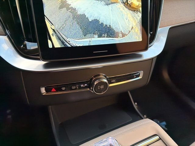 2026 Volvo XC90 Plus - Photo 19