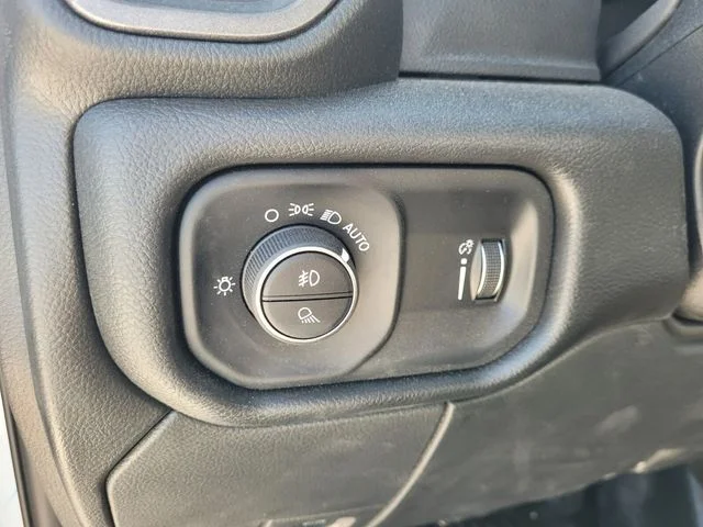 2025 RAM 2500 Tradesman - Photo 24