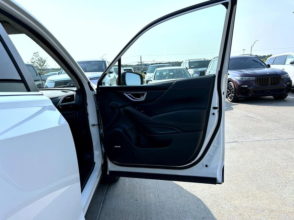 Used 2021 White Subaru Touring image 17