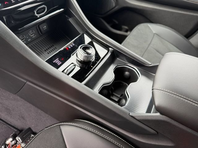 New 2026 Baltic Gray Metallic Clear-Coat Exterior Paint Jeep Altitude image 14