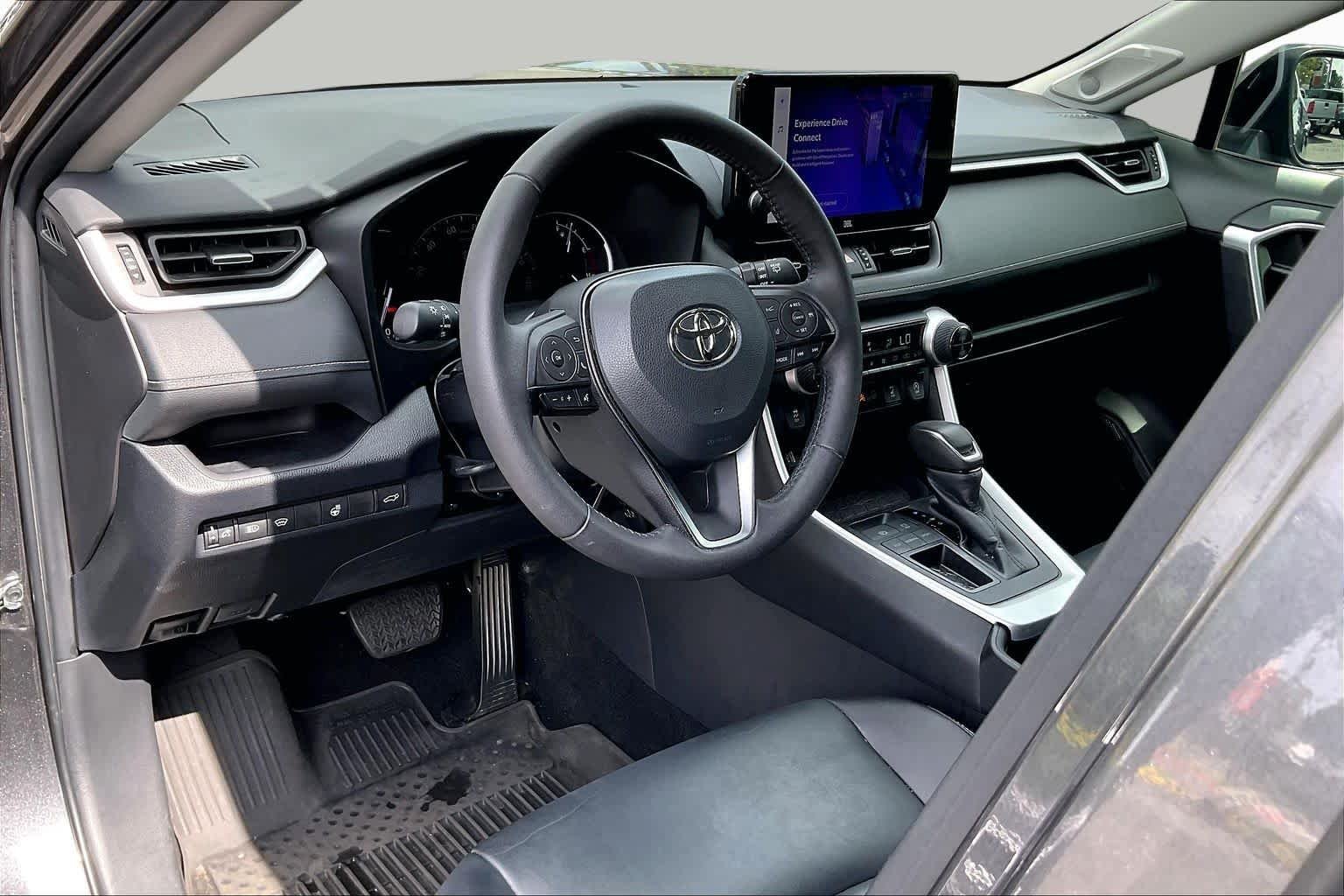 Used 2024 Magnetic Gray Metallic Toyota XLE Premium image 17