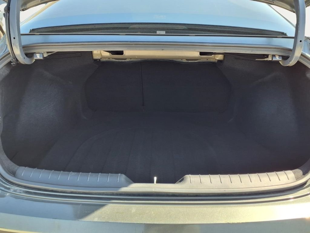 Used 2024 Gray Hyundai SEL image 22