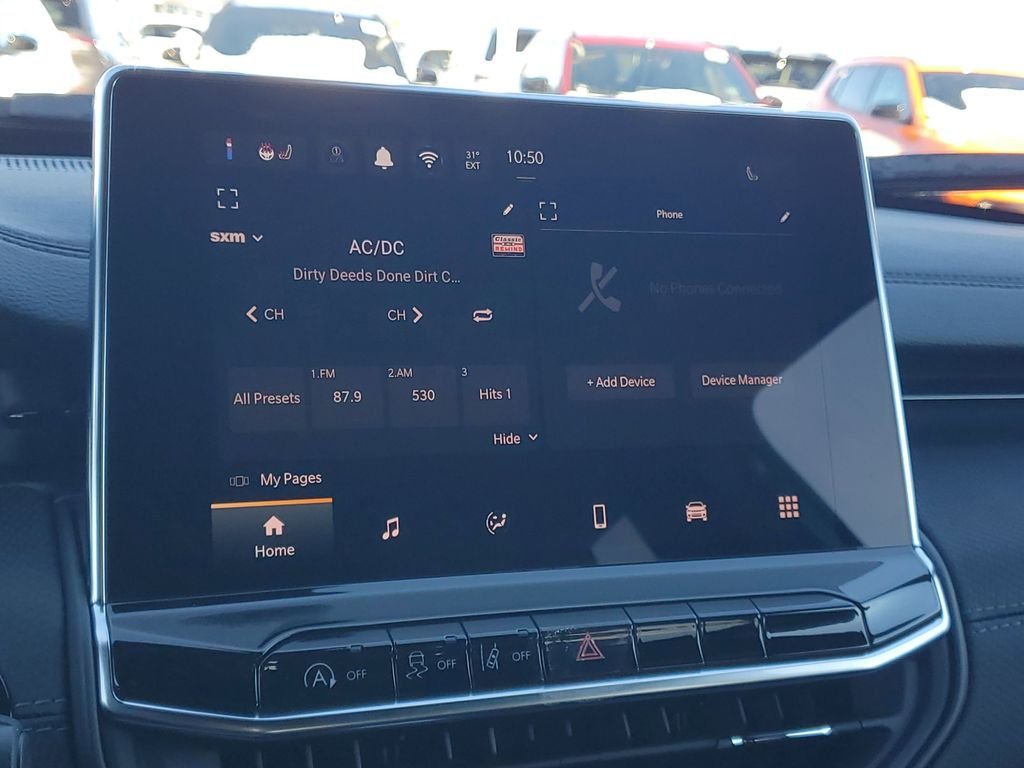 New 2026 Hydro Blue Pearlcoat Jeep Latitude image 24