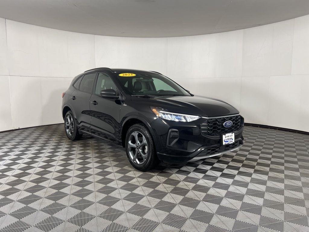 Used 2023 Black Metallic Ford ST-Line image 10