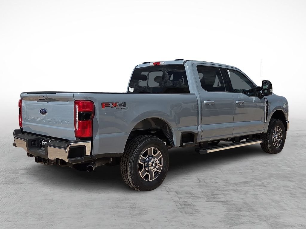 New 2026 Glacier Gray Metallic Tri-Coat Ford F-250® Lariat® image 11