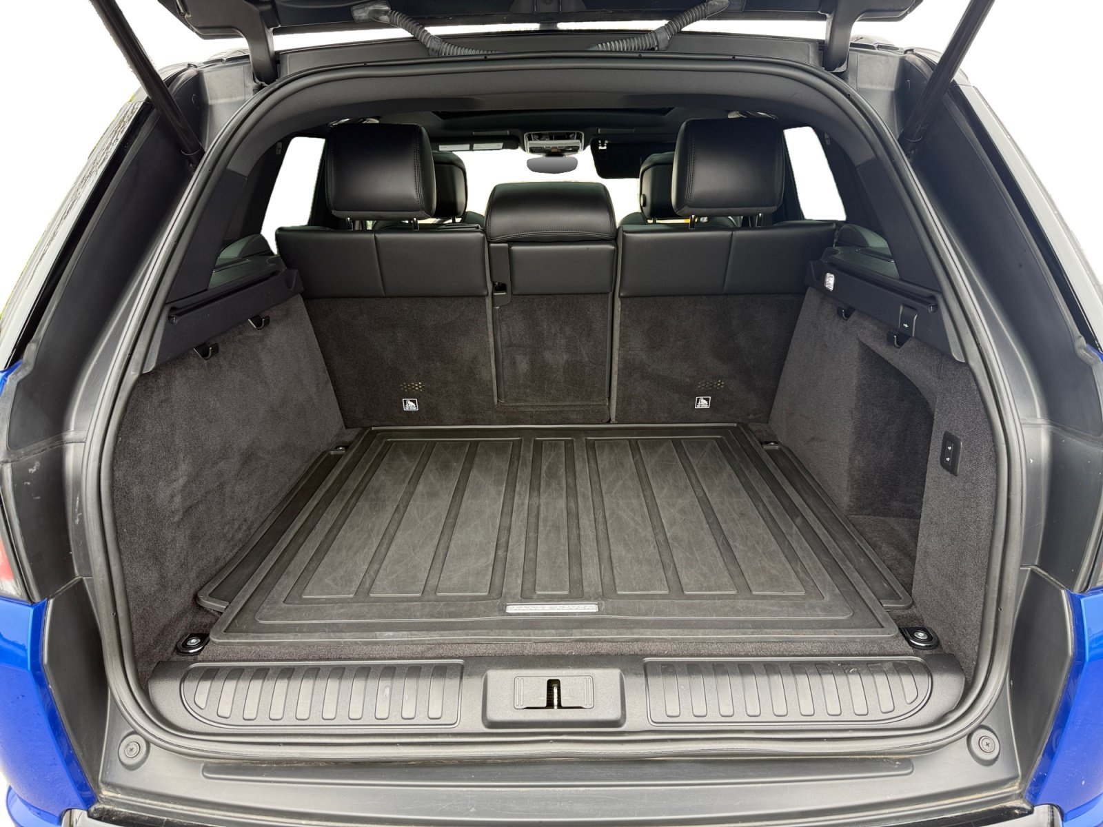 Used 2020 Blue Land Rover HST image 17