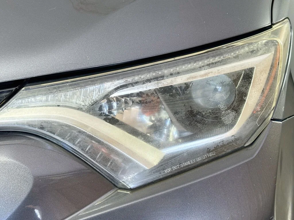 Used 2017 Gray Toyota XLE image 37