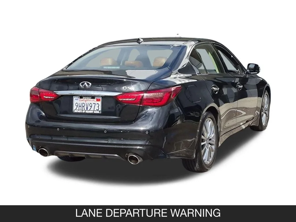 Used 2023 Black INFINITI LUXE image 9