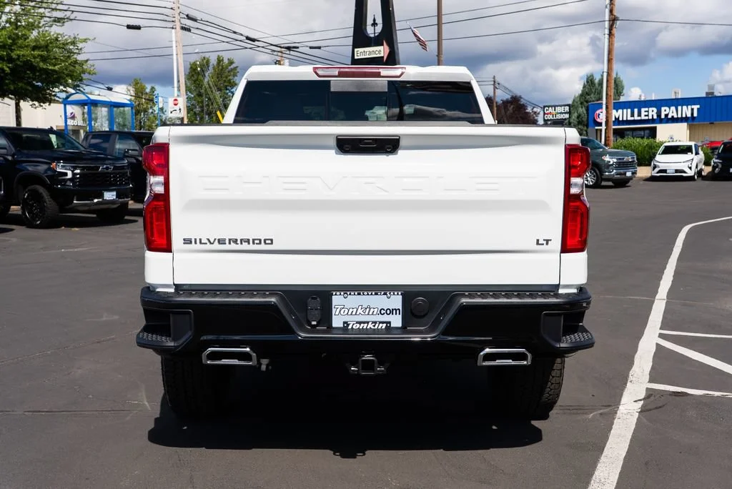 New 2026 Summit White Chevrolet LT Trail Boss image 3