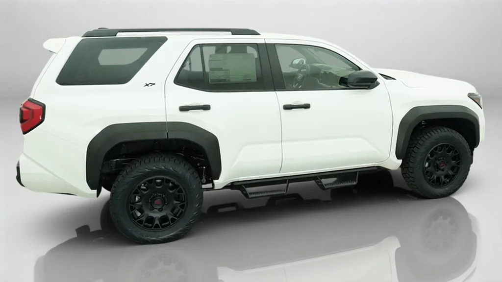 New 2026 Ice Cap Toyota SR5 image 8