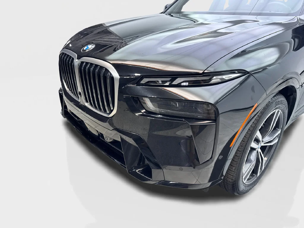 Used 2023 Black BMW xDrive40i image 18
