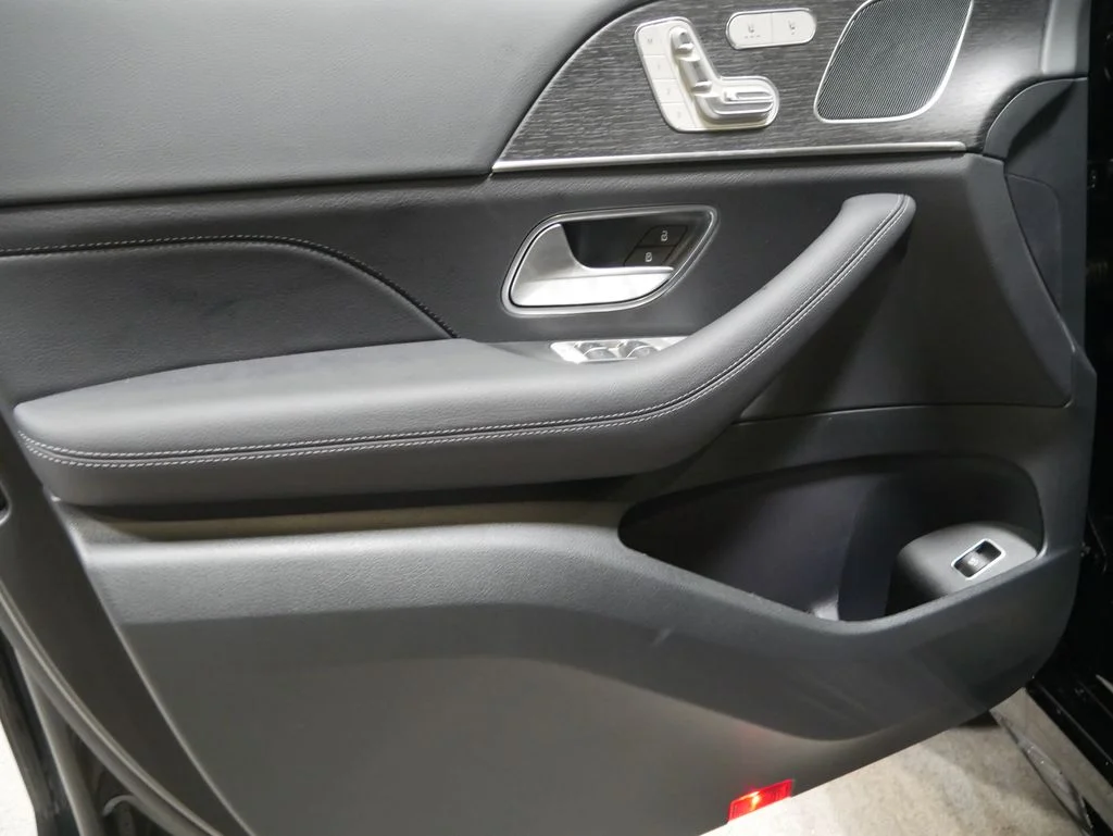 Used 2026 Black Mercedes-Benz GLE 350 image 14