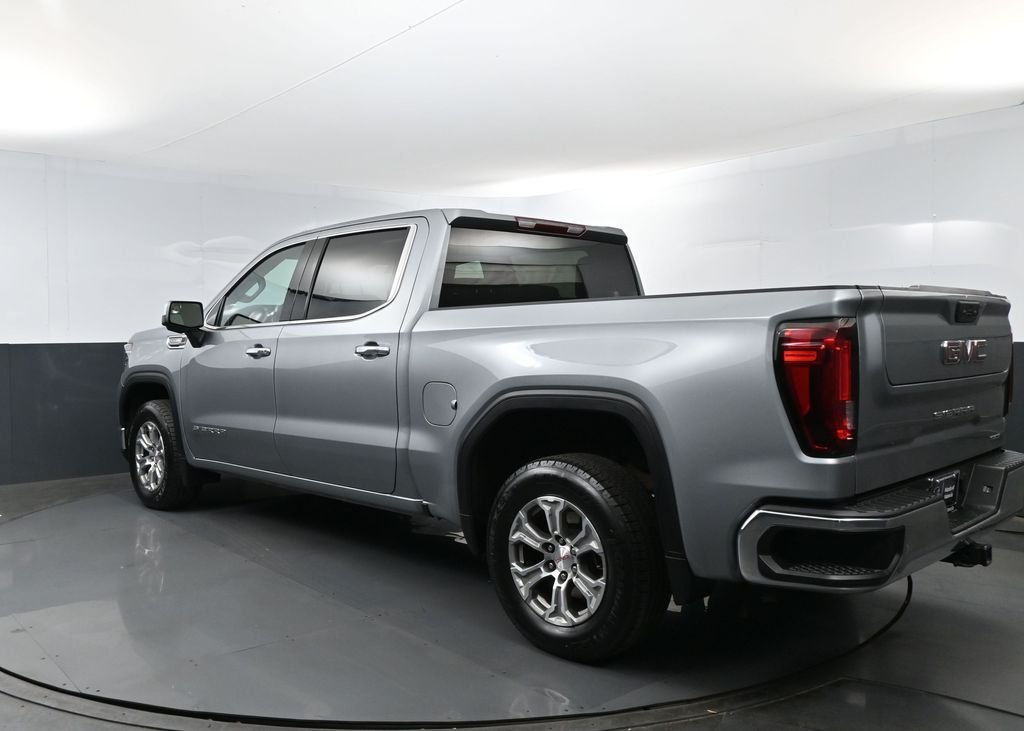 Used 2025 Silver GMC SLT image 22