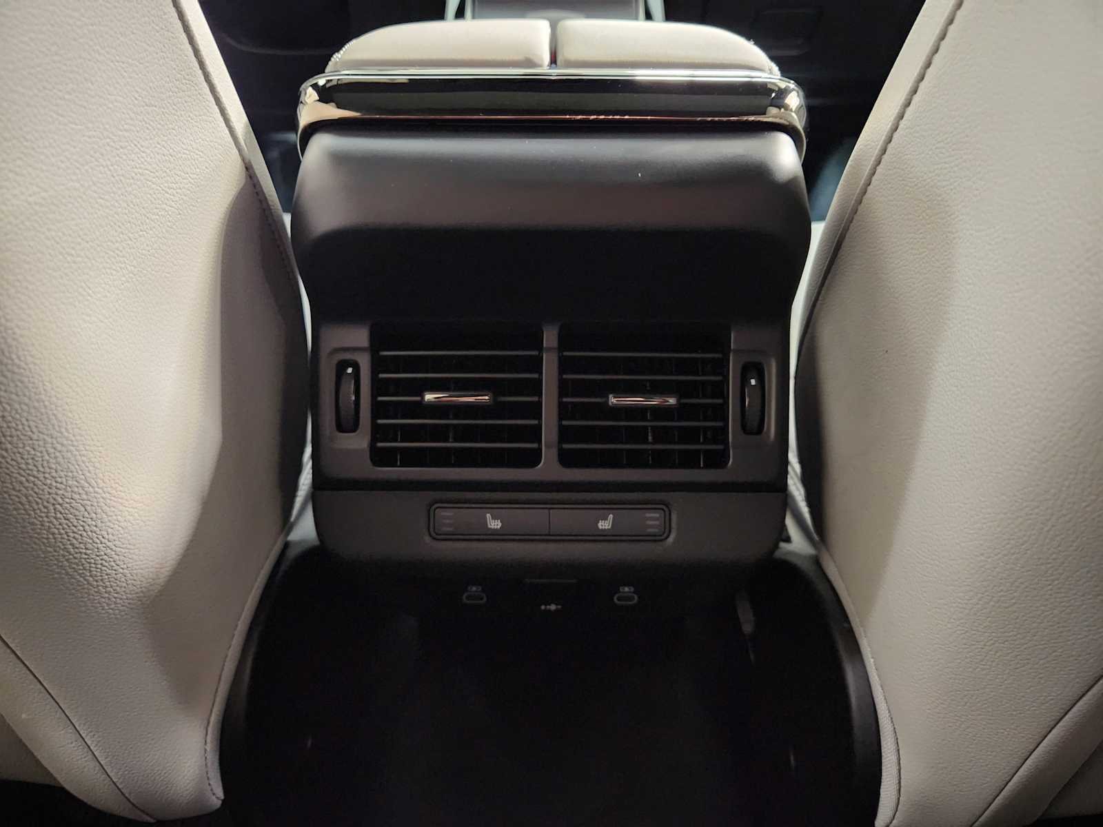 Certified Used 2026 Eiger Grey Metallic Land Rover Core S image 30