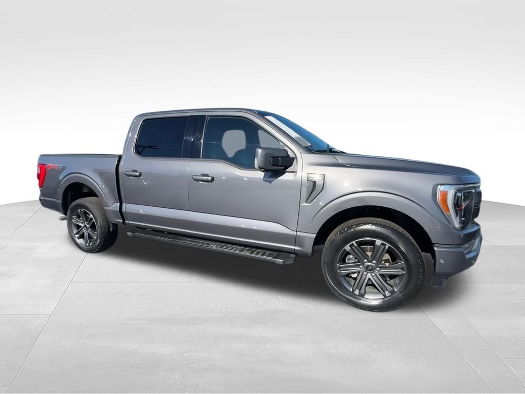 Used 2023 Gray Ford Lariat image 10