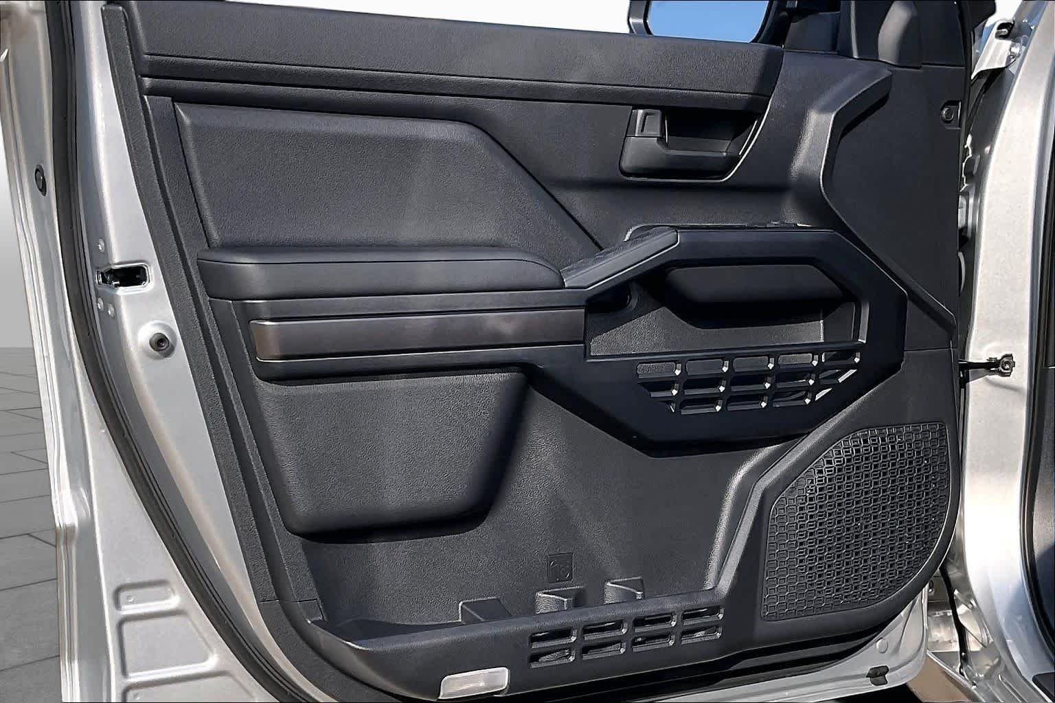 New 2026 Cutting Edge Toyota SR5 image 10