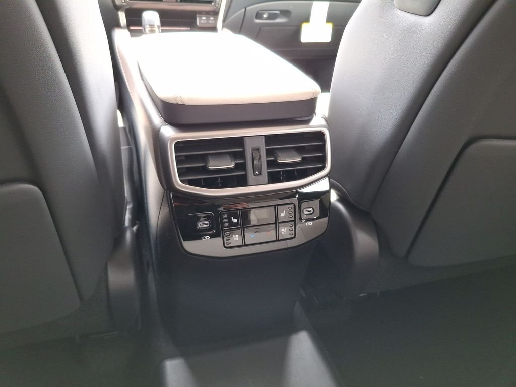 2026 Lexus RX 450h+ Luxury - Photo 22