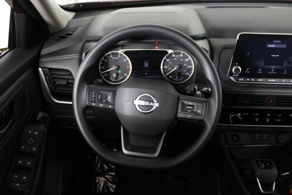 Used 2025 Red Nissan S image 9