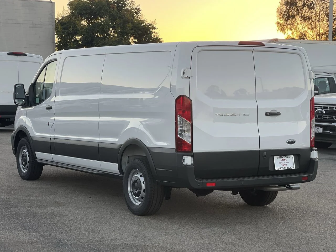 New 2025 Oxford White Ford  image 4