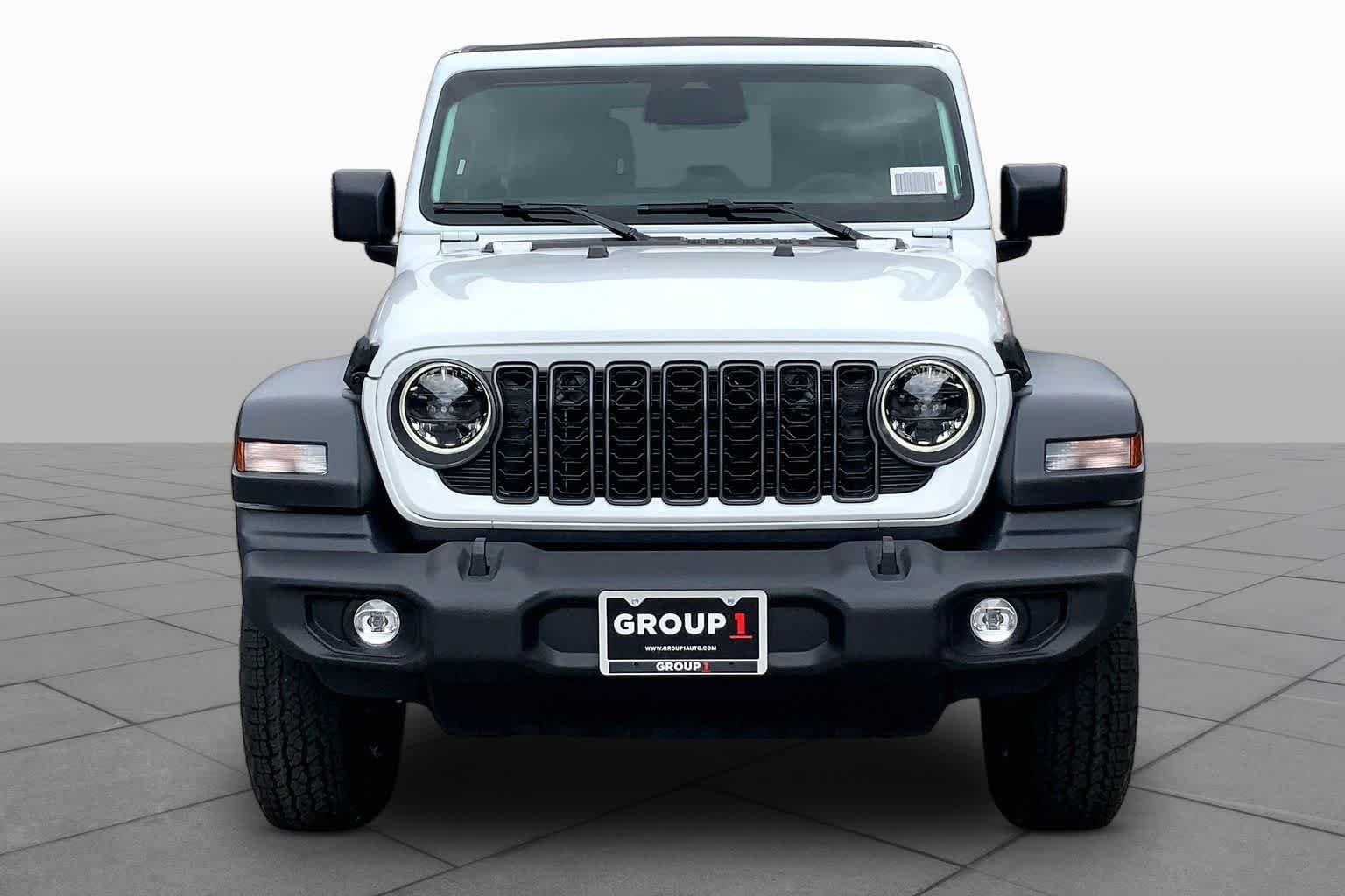New 2026 Bright White Clear-Coat Exterior Paint Jeep Sport S image 3