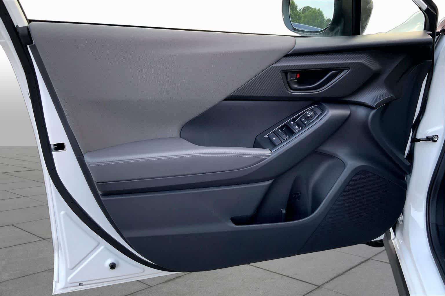 New 2026 CRYSTAL WHITE PEARL Subaru Premium image 10