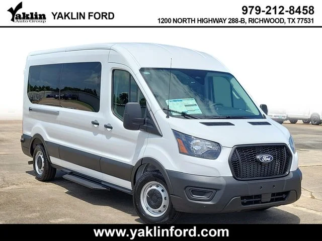 New 2026 Oxford White Ford Passenger Van XL image 1