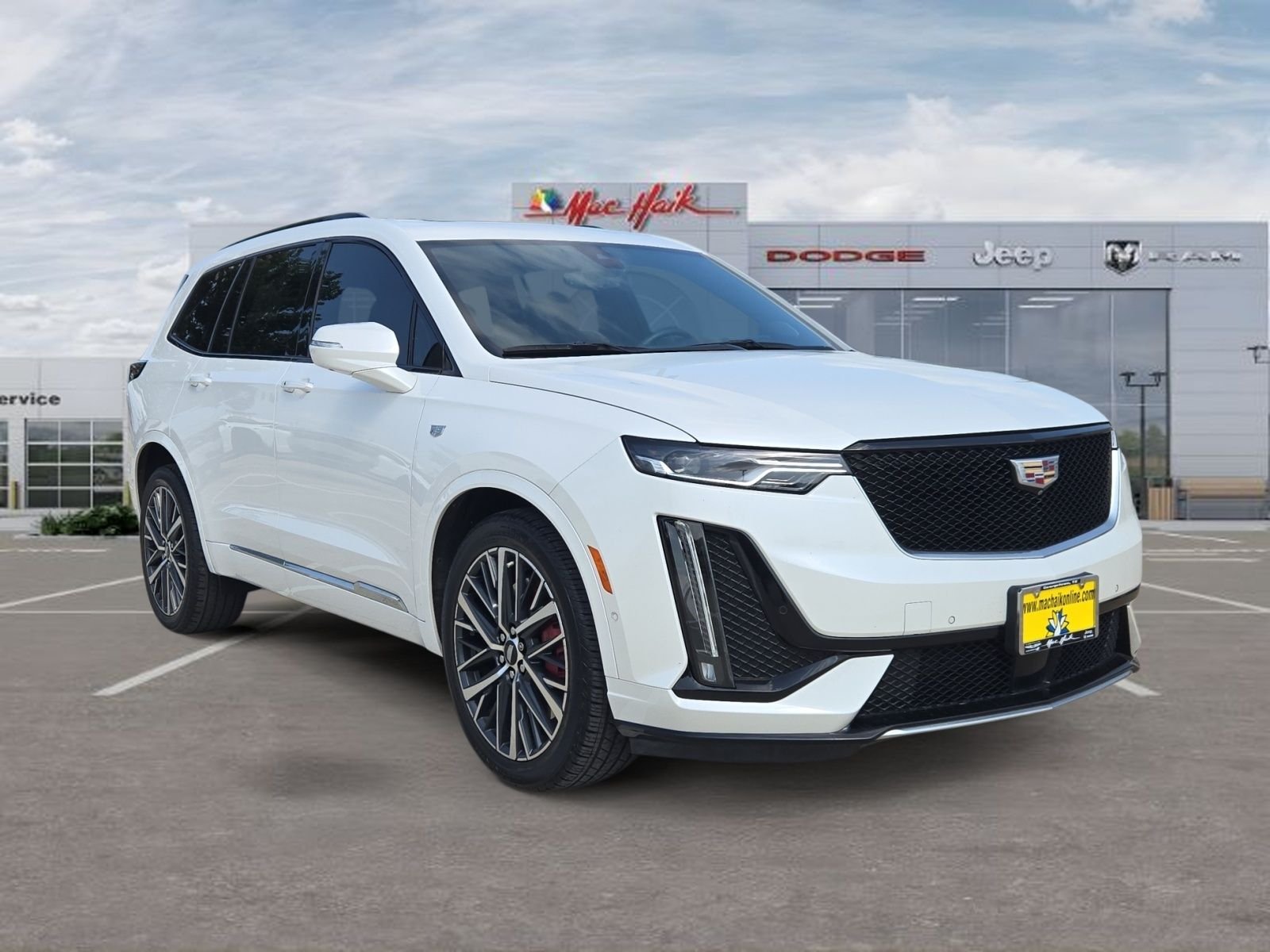Used 2023 White Cadillac Sport image 7