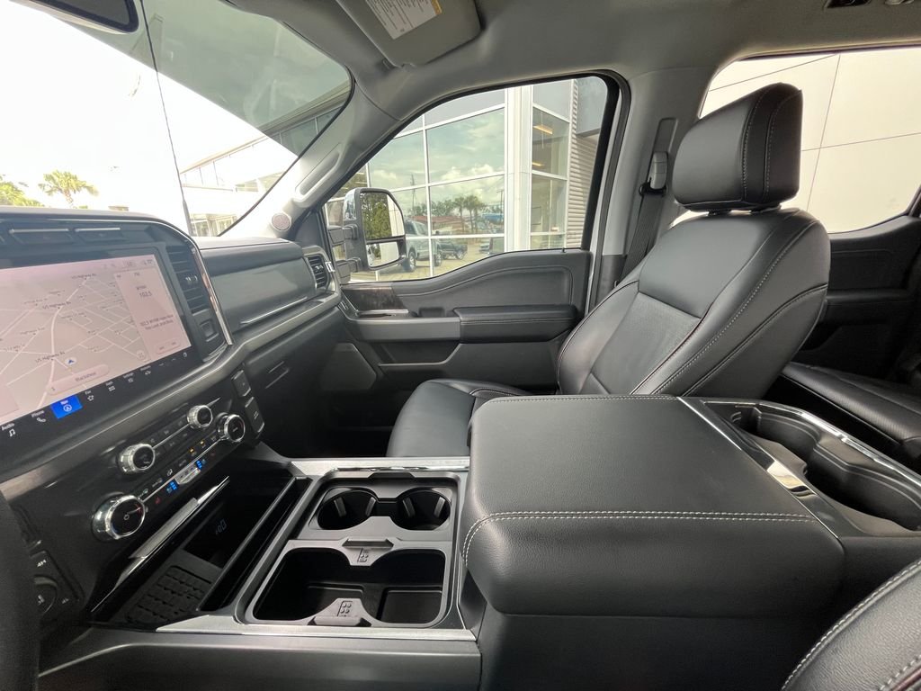 Used 2024 Oxford White Ford Lariat image 19