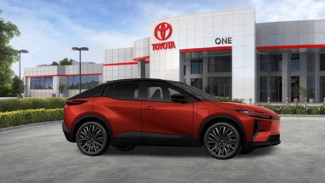 New 2026 Tandoori with Midnight Black Metallic roof <sup>1</sup> Toyota  XSE image 16