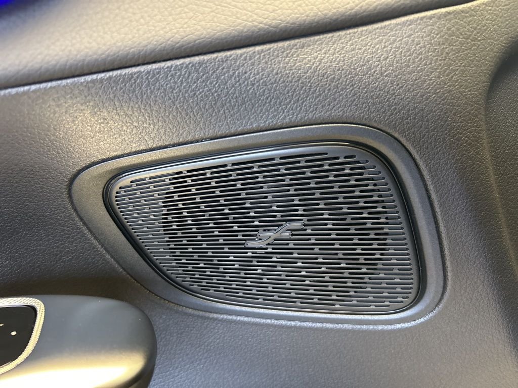 Used 2026 Polar White Mercedes-Benz GLC 300 image 21