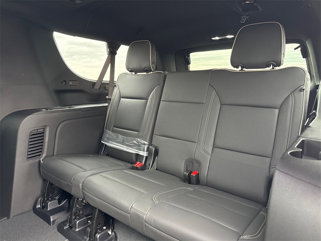 2026 GMC YUKON XL - Image 33
