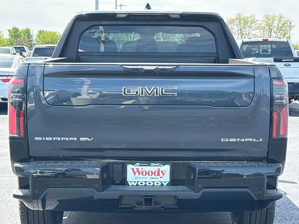 2025 GMC Sierra EV Denali - Photo 9