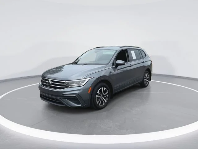 Used 2024 Gray Volkswagen 2.0T S image 5
