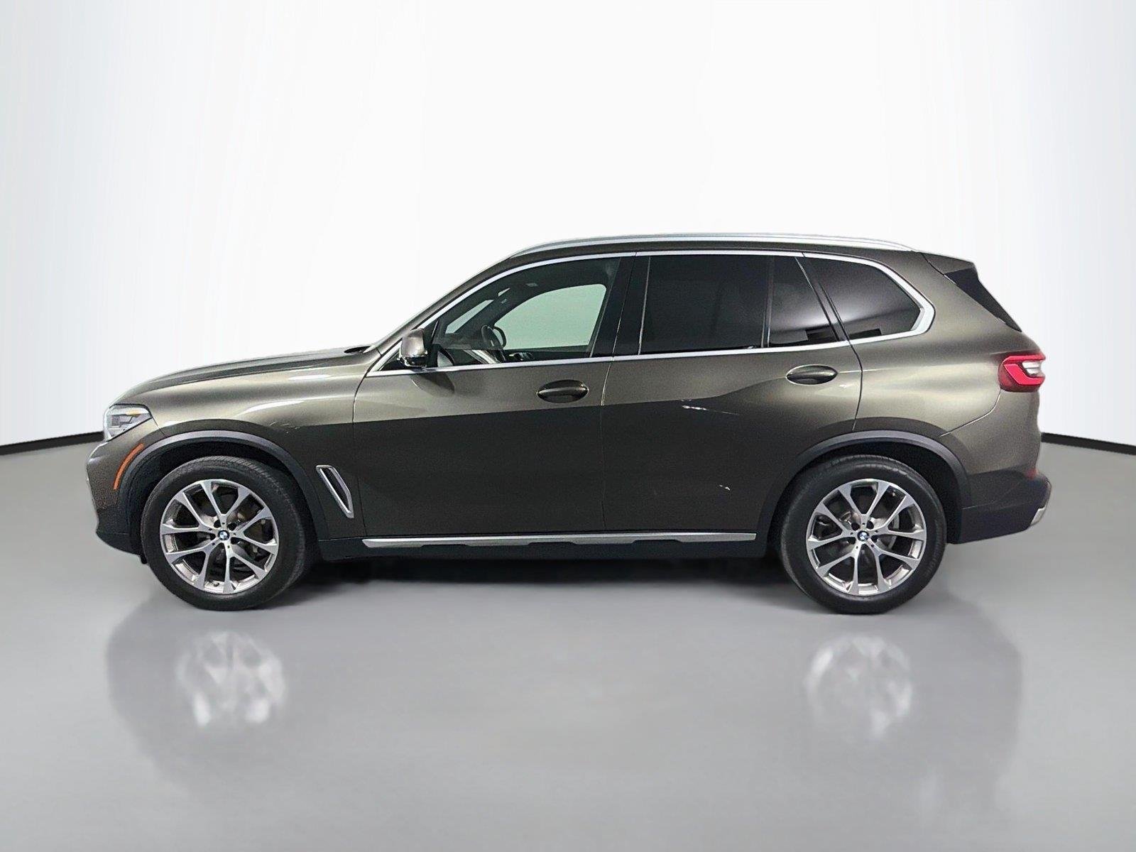 Used 2021 Manhattan Green Metallic BMW xDrive40i image 8