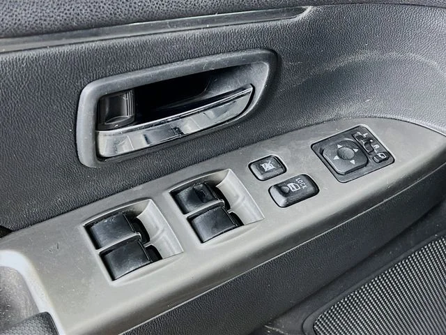 Used 2021 Gray Mitsubishi 2.0 SE image 9