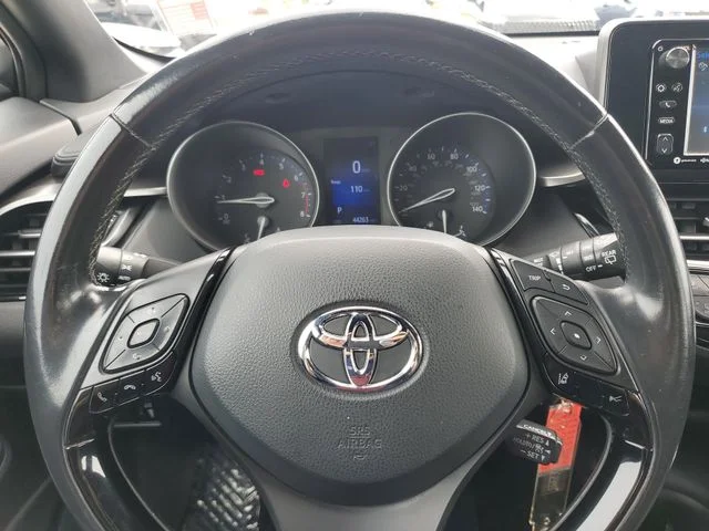 Used 2018 Blue Toyota XLE image 30