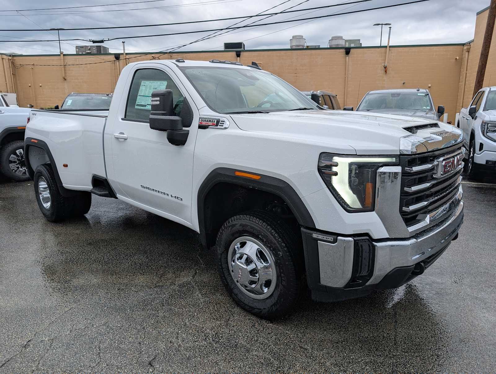 2026 GMC Sierra 3500HD SLE - Photo 6