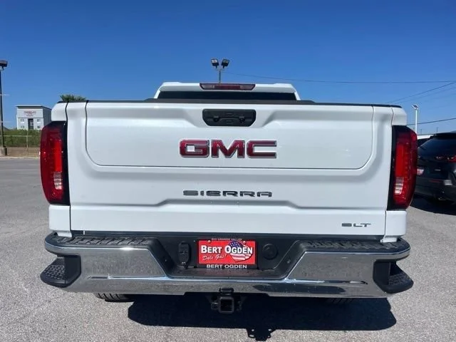 2026 GMC Sierra 1500 SLT - Photo 9