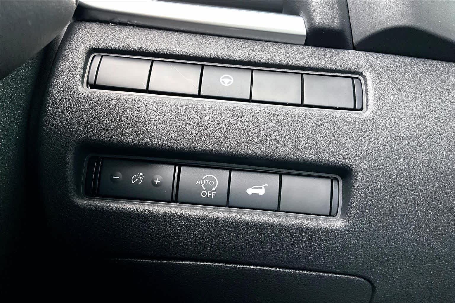 Used 2025 Gun Metallic Nissan SV image 34