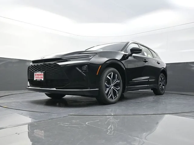 Used 2025 Black Toyota XLE image 32