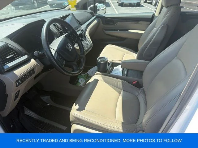 Used 2023 White Honda EX-L image 2