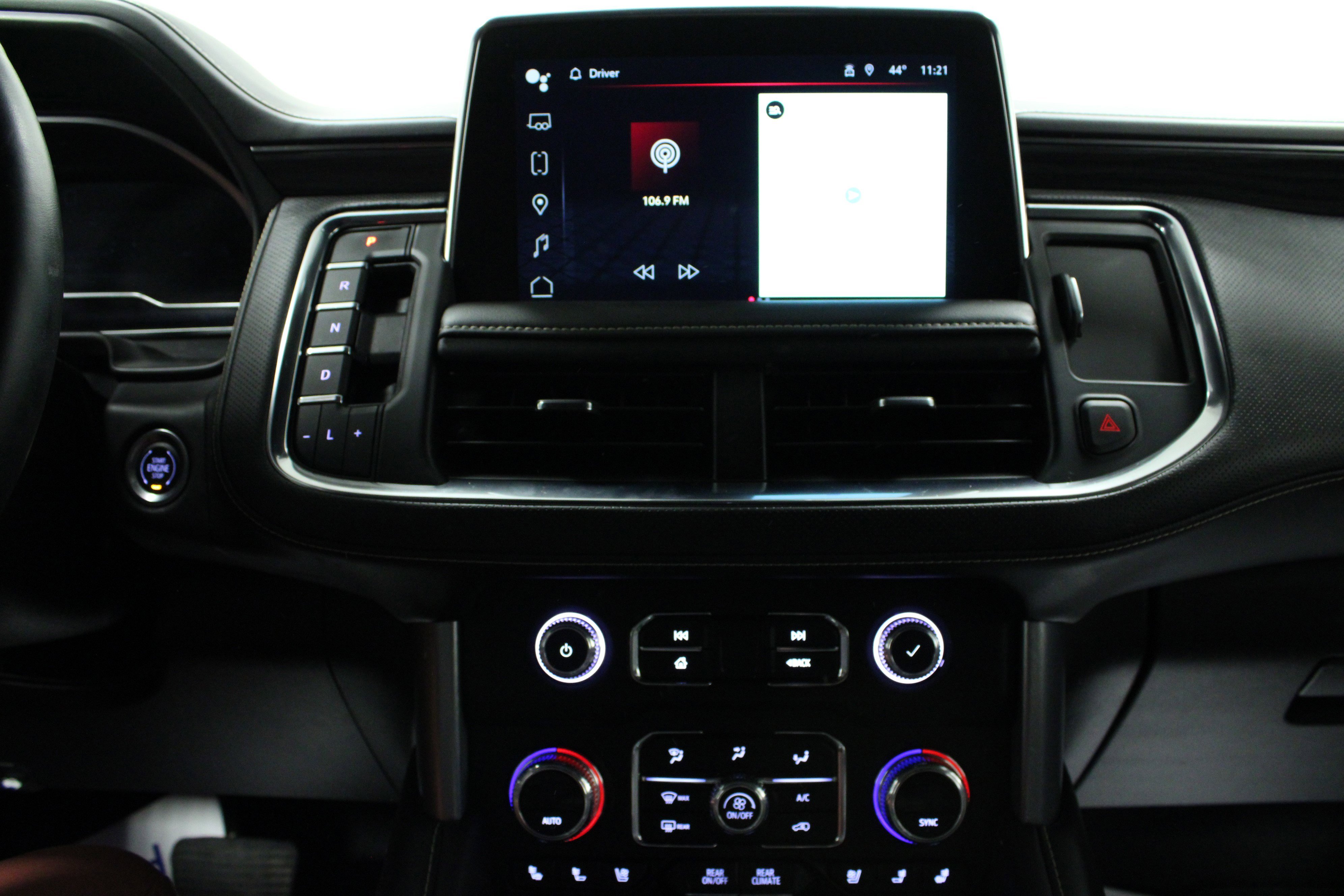 Used 2024 Onyx Black GMC SLT image 23