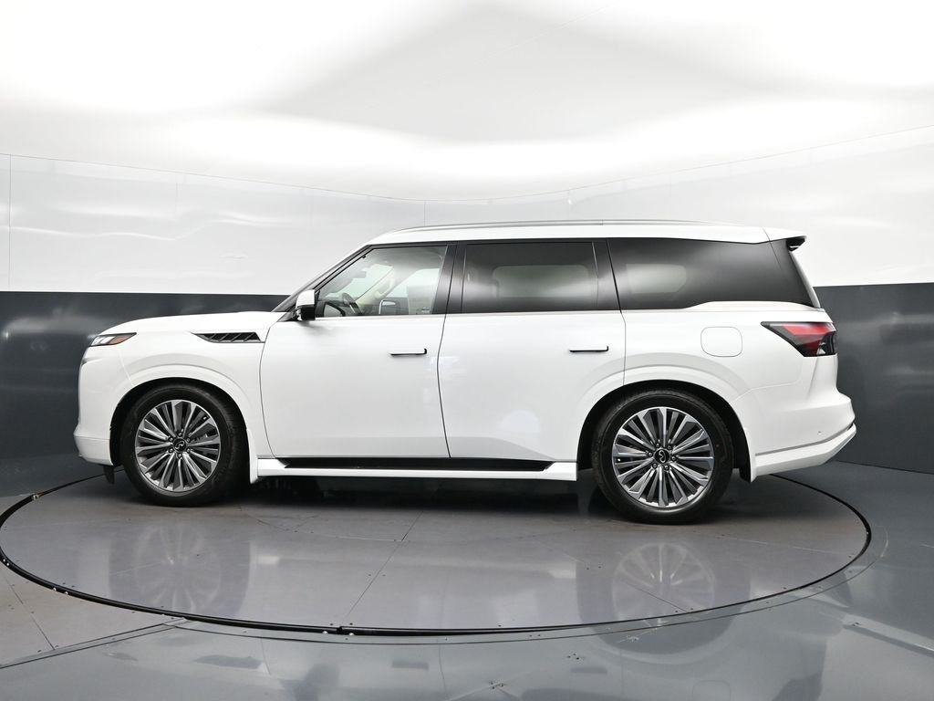 New 2026 RADIANT WHITE INFINITI Luxe 2WD image 4