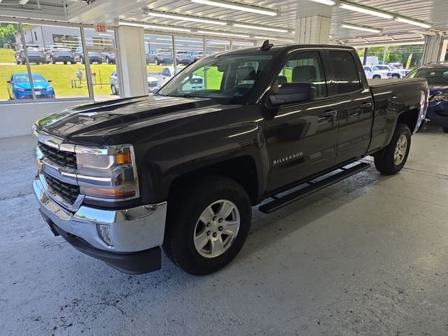 Used 2016 Gray Chevrolet LT image 2