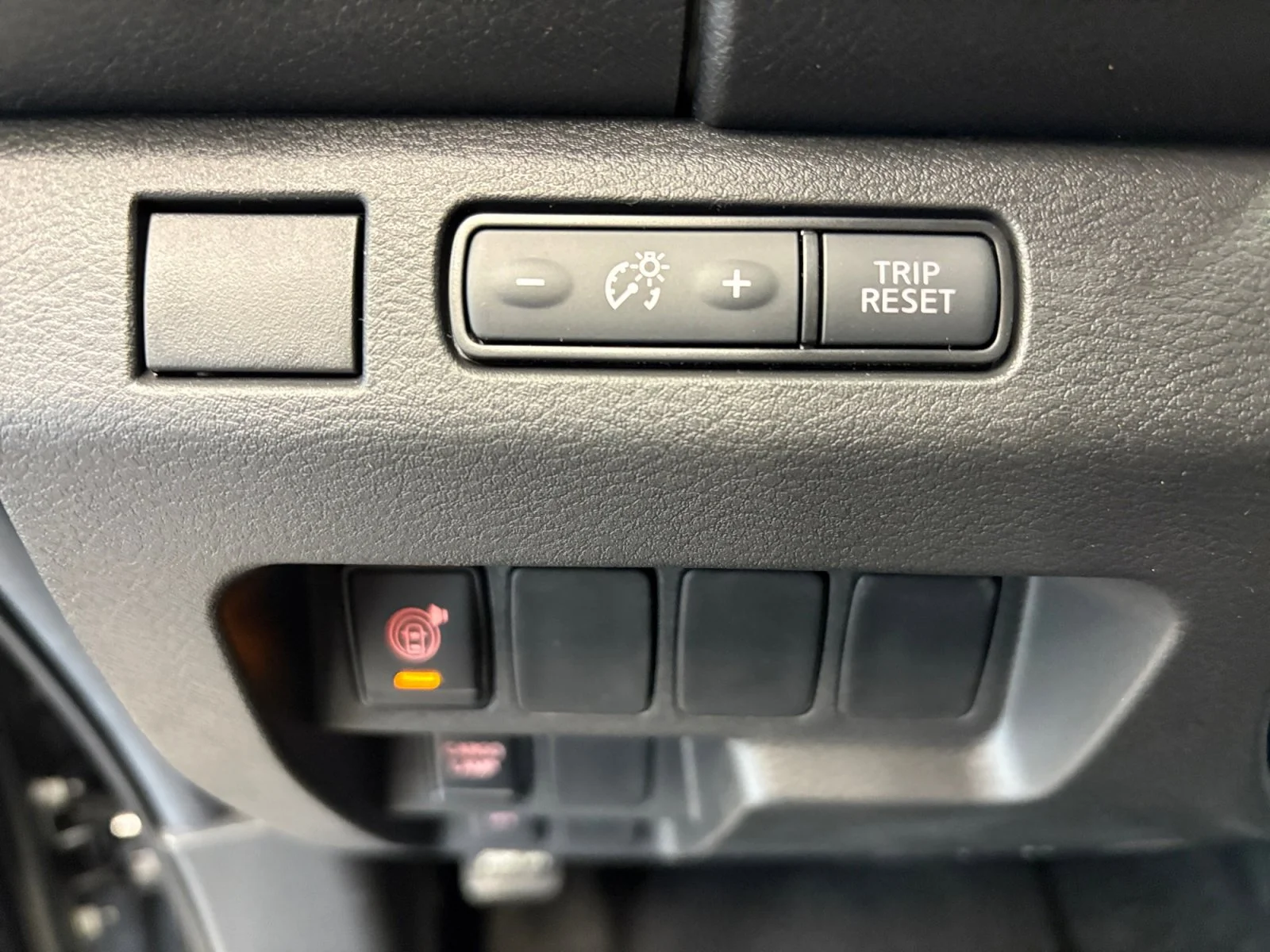 2026 Nissan Frontier SV - Photo 25