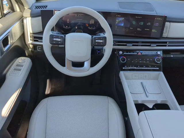2025 Hyundai Santa Fe SEL - Photo 17